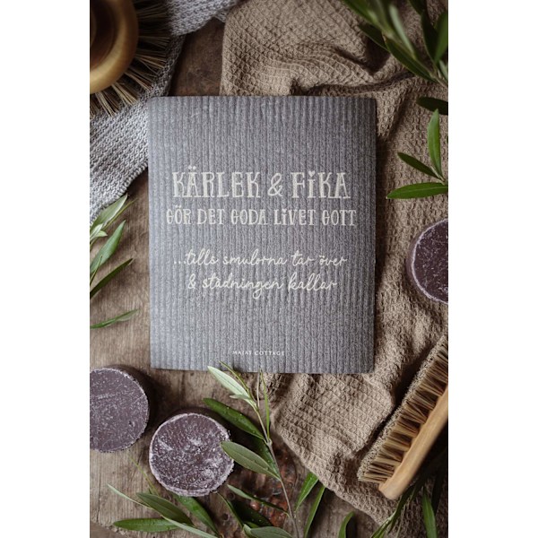 Majas Cottage Disktrasa Kärlek & Fika grå
