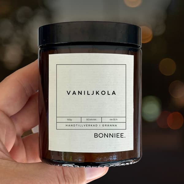 Bonniee Doftljus Vaniljkola 150 gram multifärg