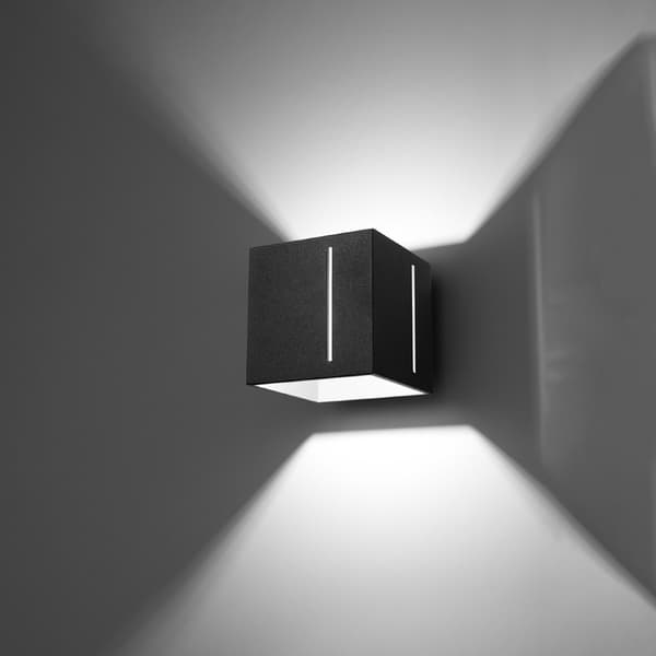Vägglampa PIXAR svart Black