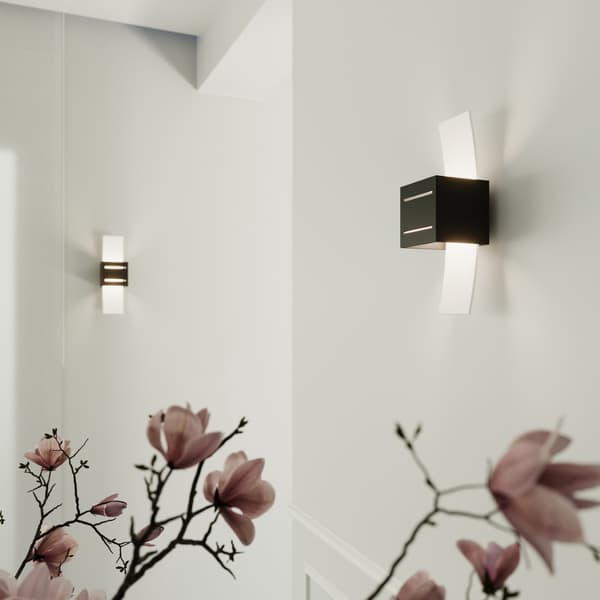 Vägglampa LORETO svart Black