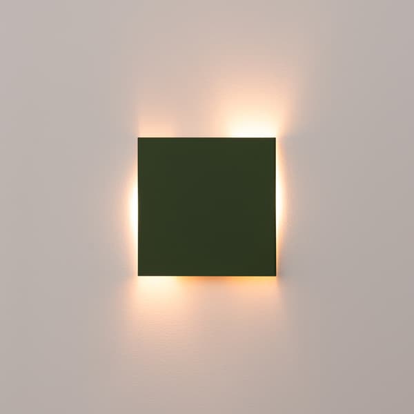 Vägglampa VANTA olivgrön Grön