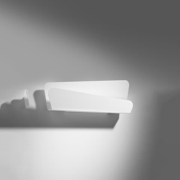Vägglampa BASCIA vit White