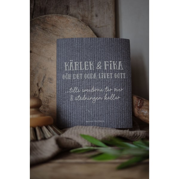Majas Cottage Disktrasa Kärlek & Fika grå