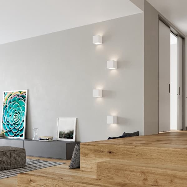 Vägglampa keramik LEO White