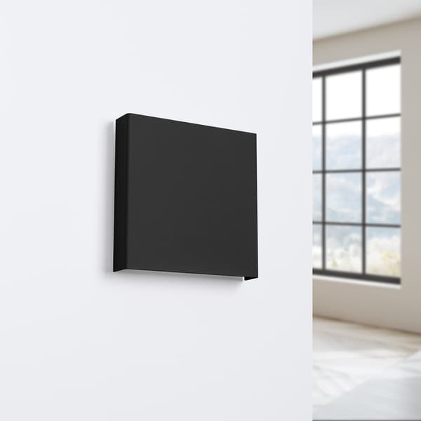 Vägglampa VANTA svart Black