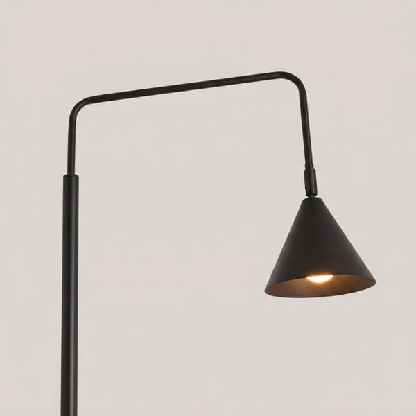 Golvlampa NOX svart Black