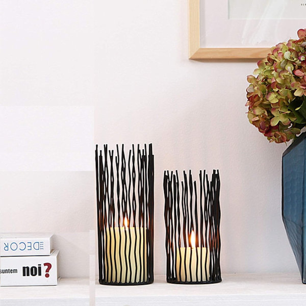 Set med 2 metallpelare ljusstakar, LED flamlösa elektroniska svarta bordsljusstakar, metallburk