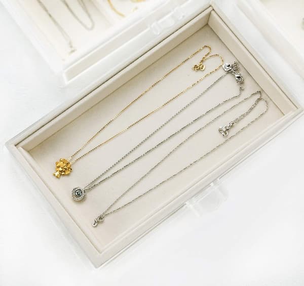 Akryl smyckeskrin med sammetsfoder, transparent förvaringslåda för örhängen, ringar, halsband, 23,5 x 13,5 x 10,5 cm