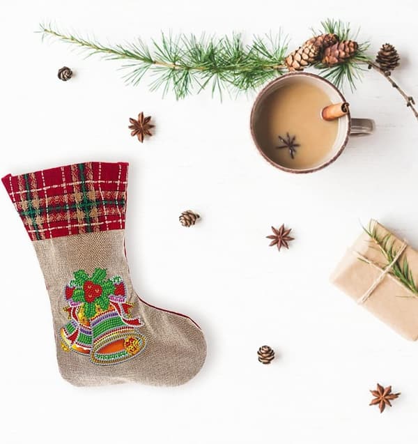 Bekväma DIY diamantmålning julstrumpor, tomte, snögubbe, julklappar, godispåsar