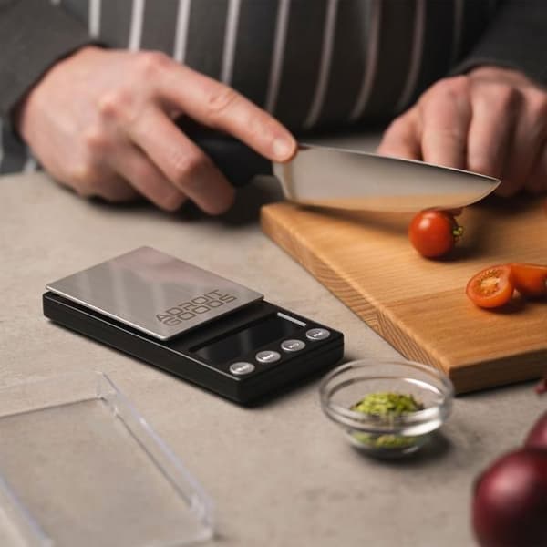 Mini Rechargeable Digital Precision Kitchen Scale - 0.01 to 200 Grams Black