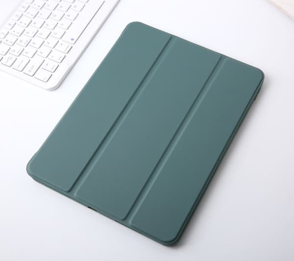 Stilrent etui til iPad Pro 10.5/Air3 Grangrøn Penholder Læder