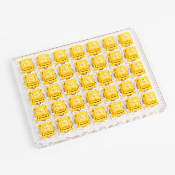 35 stk. Gateron CAP Switch Milky Gold Switch Extras 3-pins RGB Lineær 50g Switch