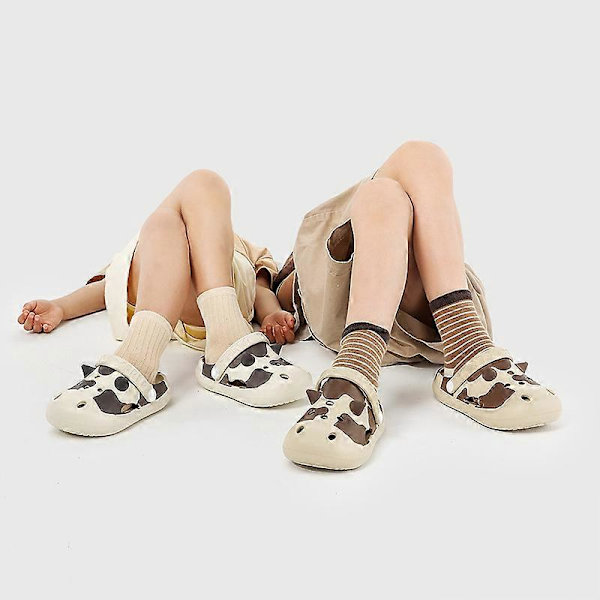 Sommarsandaler för barn 2023, babyskor med mjuk sula, grottaskor för pojkar och flickor, söta trendiga Baotou-ko-antislip-sandaler khaki 19cm(190)
