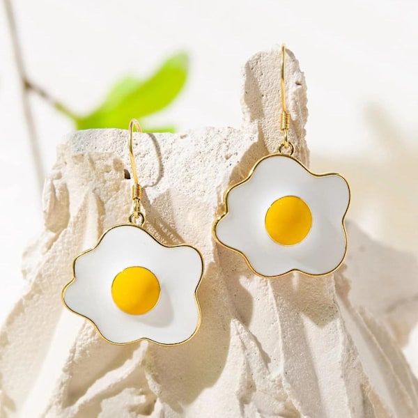 Stekte egg-øredobber, stekte egg-øredobber, egg-øredobber, mat-øredobber, egg-ørepyntkroker