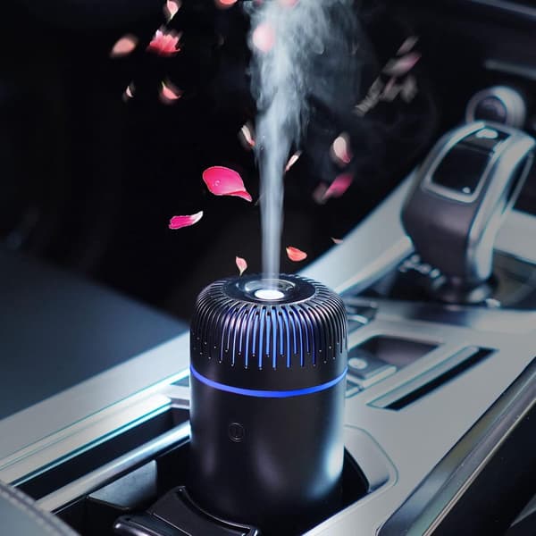 ING Luftfukter for bil Aromaterapi Eterisk Olje Diffuser USB Kjølig Tåke Mini Bærbar for Bil Hjem Kontor Soverom (Svart)