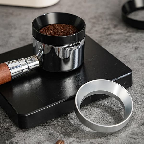 51 mm magnetisk kaffetragt, tilbehør til espressomaskine, sort.