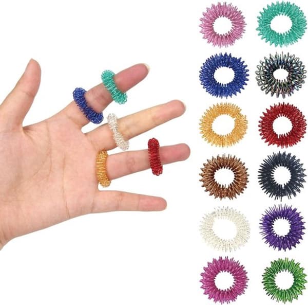 12-delars set - Akupressurringar - Sensationsringar med spikdesign - Massageringar