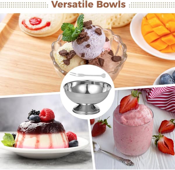Todelt sett med is- og dessertskåler i rustfritt stål med base, for servering av puddingdesserter, sølv.
