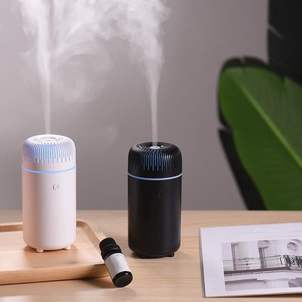 Bil Diffuser Luftfukter, 100ml Luftfukter, Aromaterapi Diffuser, Mini Bærbar Diffuser, Med LED, for Bil Hjem Kontor Soverom, svart