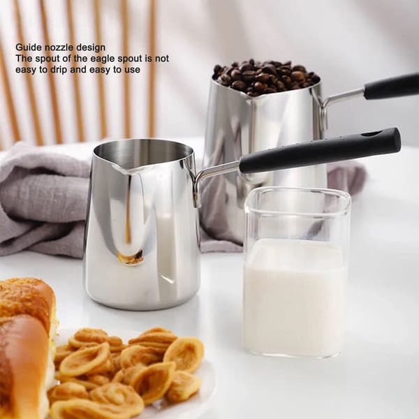 Multifunksjonell mokkakanne, for smelting av smør, melk, sauser og sirup, sølv.