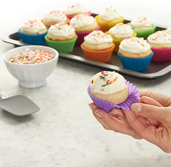 Mini silikone muffinform sæt (12 stk.), 7 cm, genanvendelige cupcakeforme, flere farver.