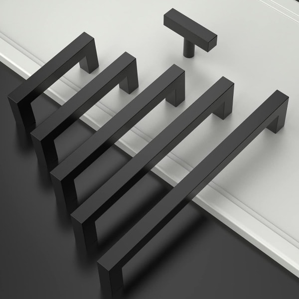 Sett med 10 svarte kjøkkenhåndtak - 128 mm C/C rustfritt stål håndtak - Moderne og stilige skaptrekk