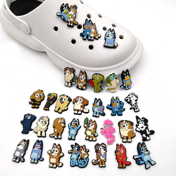 30 st Cartoon Bluey Dog Sko Charms Dekoration För DIY Croc Clog Sandaler Tillbehör