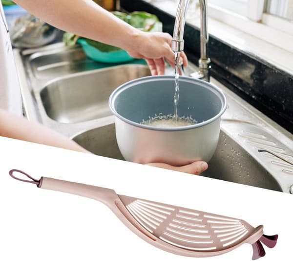 Multifunksjonell risavrenner (rosa), for drenering og oppbevaring av ris, frukt og grønnsaker.