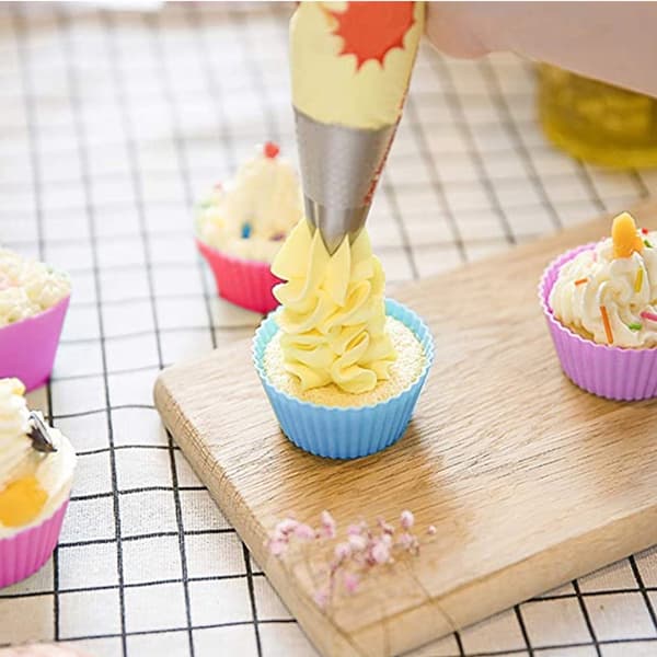 Mini silikone muffinform sæt (12 stk.), 7 cm, genanvendelige cupcakeforme, flere farver.