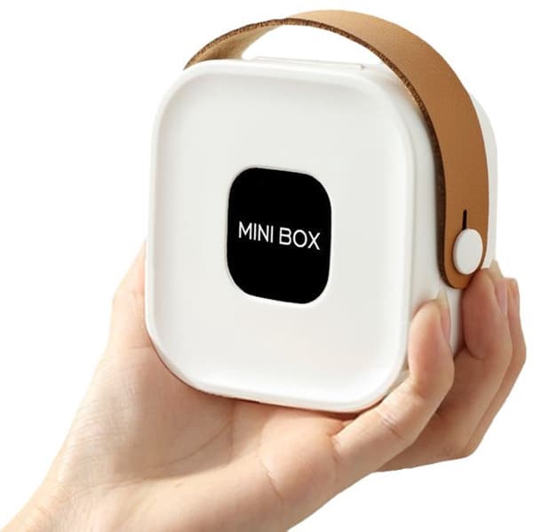 Bærbar multifunktionel opbevaringsboks til opbevaring af datakabler, høretelefoner og smykker; hvid.