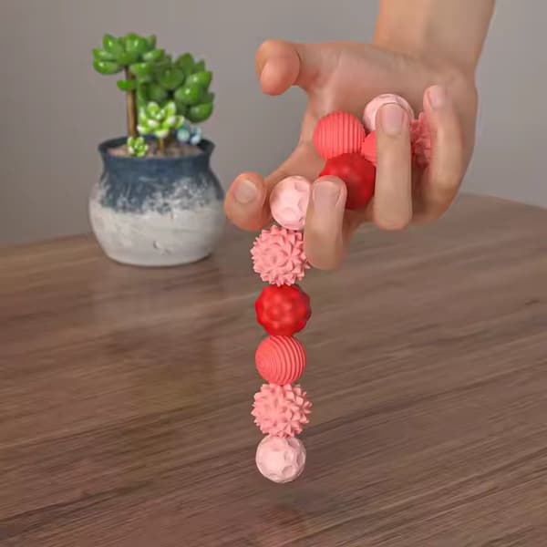 4 Pink/Røde Stressbolde - Sensorisk Øvelse