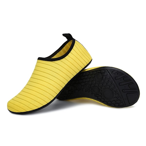 Vandstøvler til Kvinder Mænd Hurtigtørrende Aqua Sokker Svømning Strand Barefod Yoga Træningstøj Sport Tilbehør Pool Camping Must Haves Voksen Ungdom Størrelse Yellow 38-39