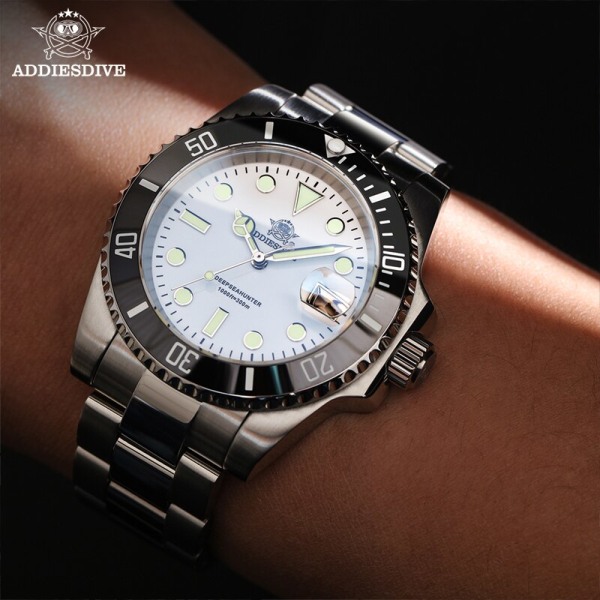 41mm Top Luxury Quartz watch för män 300m Dykning BGW9 Super Luminous 316L rostfritt stål Quartz Watches reloj hombre Black White