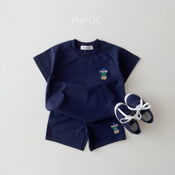 2023 Sommar Korea Baby Pojkar Kostym Broderade Björn Badge T-shirts T-shirts+lösa shorts Flickor 2st Casul Spädbarnsset Toddler 19 12-18M  80