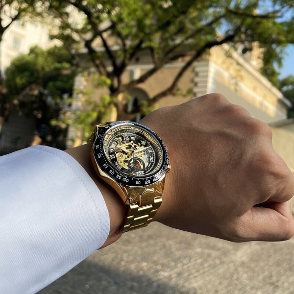 Vinnare Mekanisk Sport Design Bezel Mode Watch Herrklockor Toppmärke Lyx Montre Homme Klocka Herr Automatisk Watch Golden Black