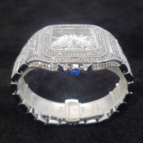 Nytt mode fyrkantig watch för män Lyxig Shiny Diamond Hollow Quartz Armbandsur Klassisk design Hip Hop Ice Out Clock Bästsäljande V324A Gold