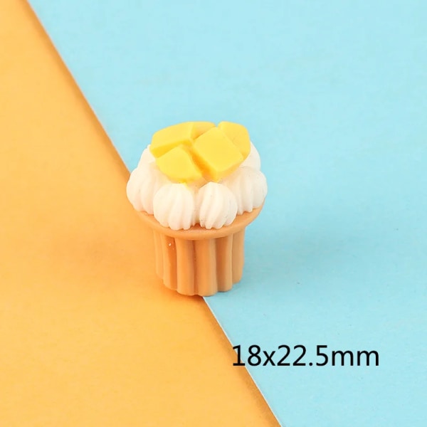 10 st Diy Kawaii Resin Mini Cup Cake Fake Food Leksak Phone case Hårdekoration Tillbehör Minifigurer Skulpturer och statyer