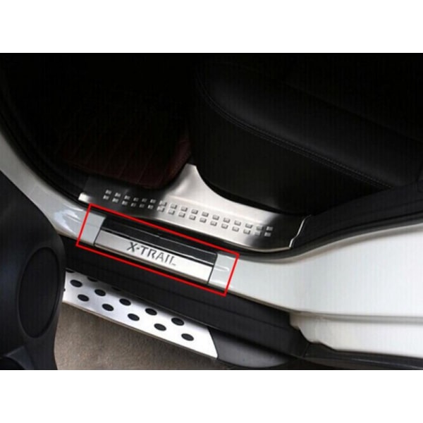 Dörrtröskelplatta i rostfritt stål, välkomstpedalgarnering, biltillbehör, Nissan X-Trail T32, 2014-2021 Black red