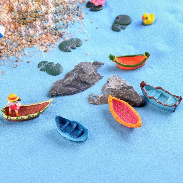 Miniatyr Simuleringsmodell Söt strandnära statyett liten båt parasoll ankardocka Actionfigurer Barnleksaker Heminredning