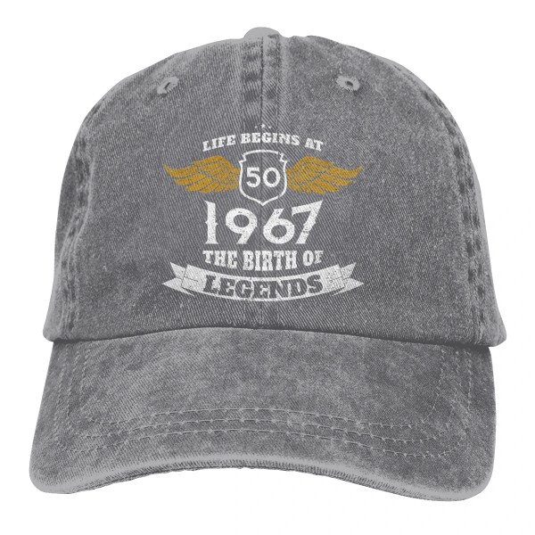 Justerbar enfärgad cap Livet börjar vid 50 1967 The Birth of Legends Gray
