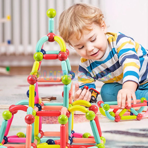 Stor storlek magnetisk pinne byggklossar spelmagneter barnset Set för barn Magnetiska leksakstegelstenar 108pcs