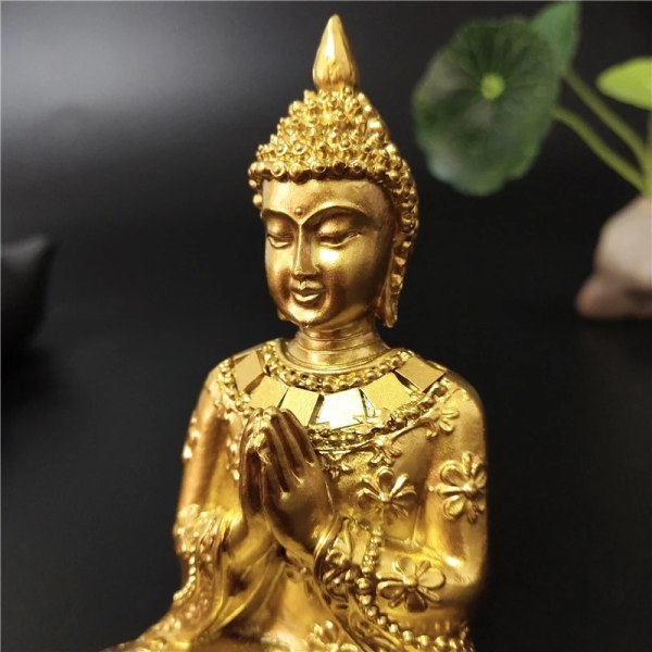 Gyllene Thailand Buddha Staty Hemträdgård Dekoration Meditation Buddha Skulptur Hindu Fengshui Figurer Ornament Hantverk