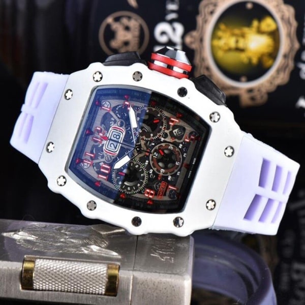 Snygg personlighet Miller RM fatformad Richard Watch Snygg herrkalender med silikonfiberskal White
