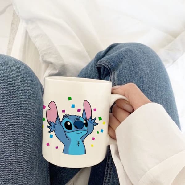 Stor Stitch 400ml Keramisk Frukostmugg i Presentförpackning