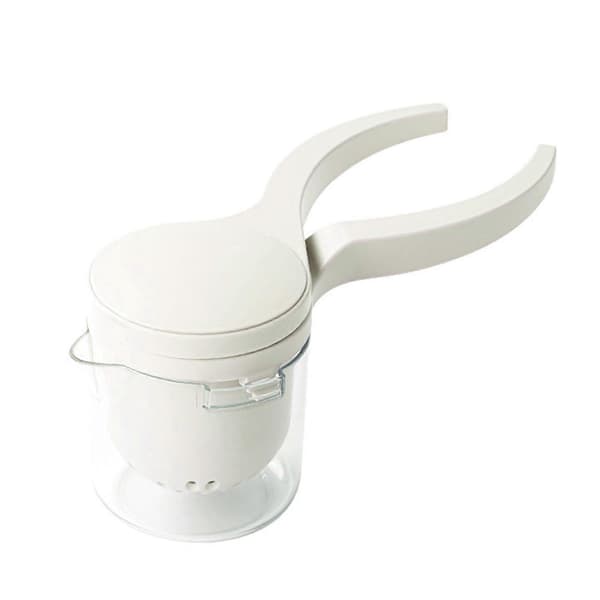 Resevänlig manuell juicepress med effektiv fruktköttsseparering, citronpress för hälsosam dryck, vit Beige