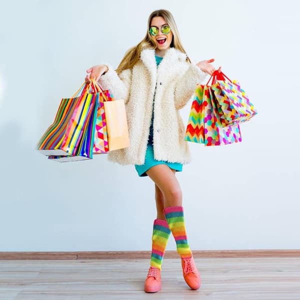 Dame Benvarmere i 80'er Ribstrik Rainbow