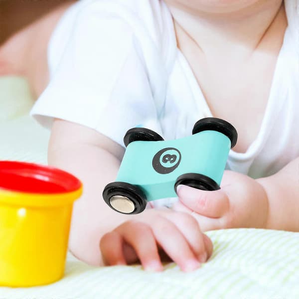 Mini Träbilsleksak för Barn Små Racerbilar 4-pack