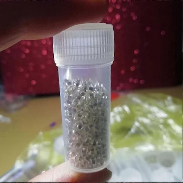50 st Tomma Pulverflaskor Portabla Provflaskor Små Behållare med Skruvlock (5ml)