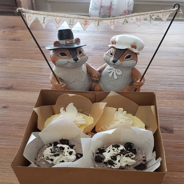 Silikone muffinsforme, 150 stk., tulipanformede papirbageforme, muffinsforme i hvidt og brunt læder