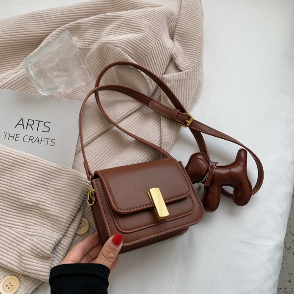 Crossbody-väska Damaxelväska Liten för kvinnor Pu-läder Vattentäta handväskor med justerbar rem Casual Fashion